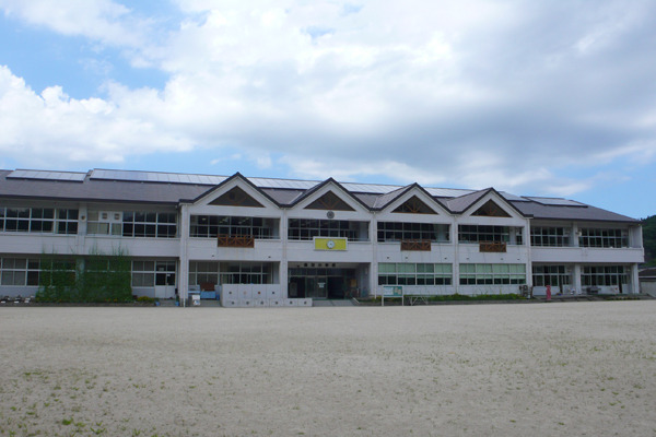 樋田小学校の外観写真