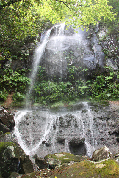 修験の滝