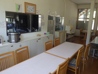 食堂（東）