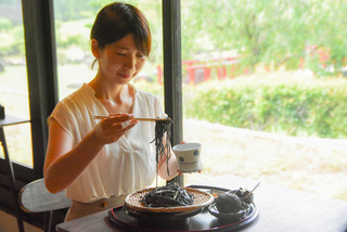 試食の様子