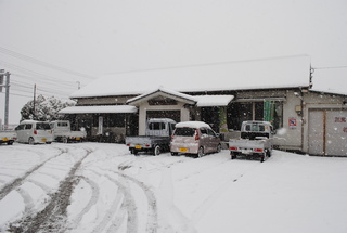 雪の中皆さん集まりました。