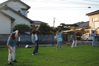 左手もよく上がっています。