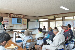 朝廣教授による発表