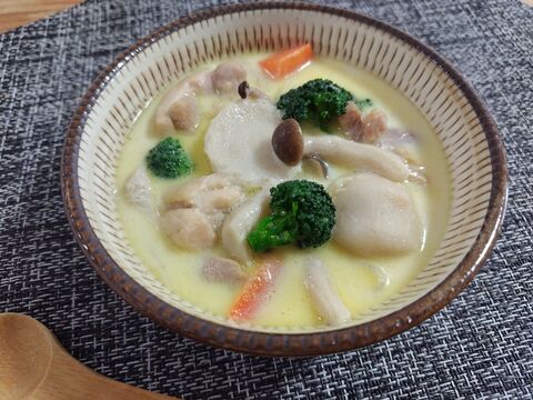 鶏肉と里芋の豆乳シチュー 豆乳シチュー