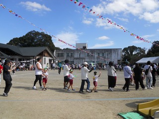 最後はみんなであい八音頭を踊りました