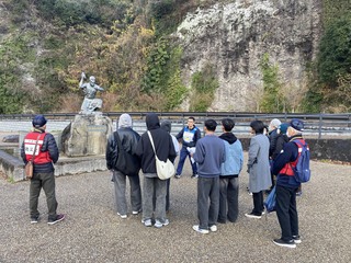 青の洞門での様子