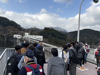 耶馬渓ダム見学の様子