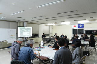 会議の様子 会議の様子