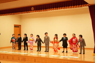 みんなで「世界に一つだけの花」を歌いました