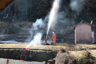 放水銃の使用