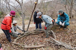 話し合いながら作業します