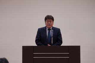 学長式辞の様子