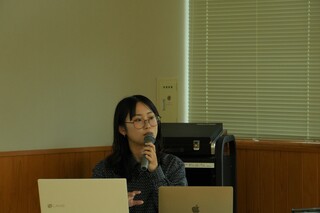 里のこまご代表　松下藍氏による説明