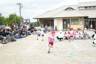4・5歳児によるリレー