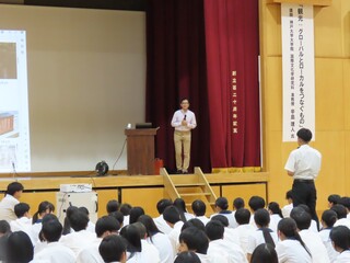 質疑応答の様子