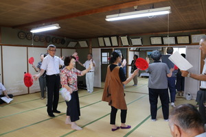 盆踊りの様子