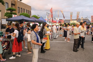 お祭り広場