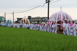 祭りの様子