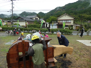 やまくにかかしワールド