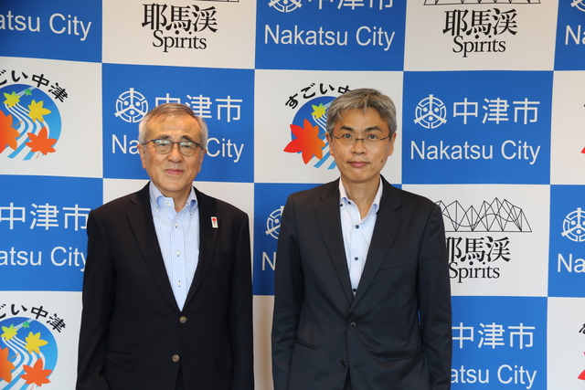 奥塚市長（写真左）と黒田副知事（写真右）