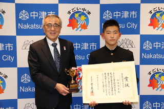 加来さんと奥塚市長（写真左）