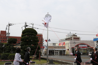 除幕の様子