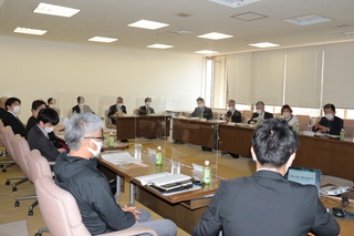 中津耶馬渓観光協会理事会の様子