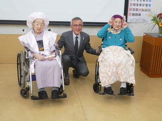 田口さん、川口さんと奥塚市長