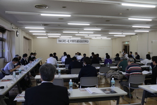 総会の様子