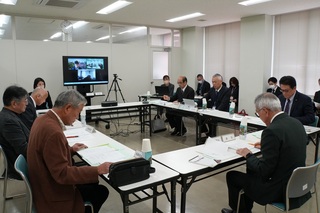 理事会の様子