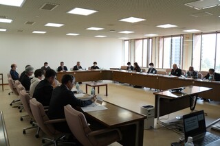 理事会の様子