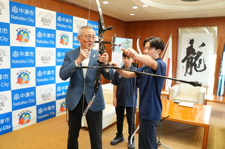 報告の様子 報告の様子