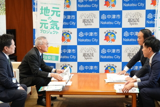 歓談の様子 歓談の様子