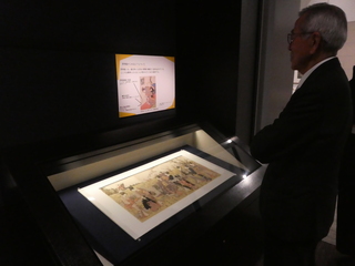 観覧する奥塚市長