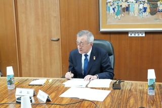 理事会のようす