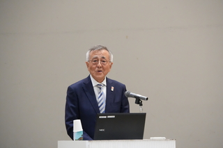 奥塚市長あいさつ