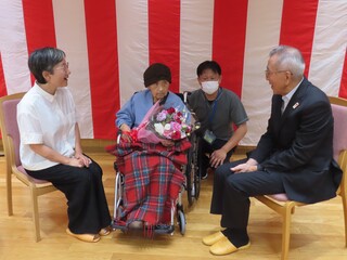 歓談の様子 歓談の様子