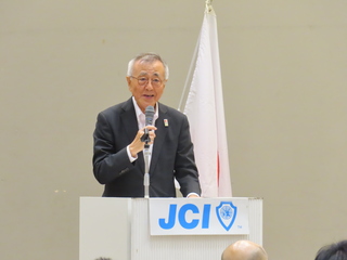 奥塚市長あいさつ 奥塚市長あいさつ